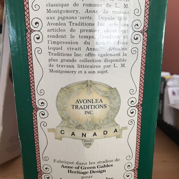 Anne of Green Gables porcelain doll - Picture 3 of 8